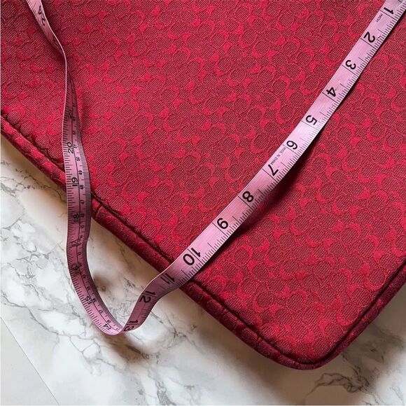 Coach Signature canvas zip around laptop computer case bag - Picture 4 of 7